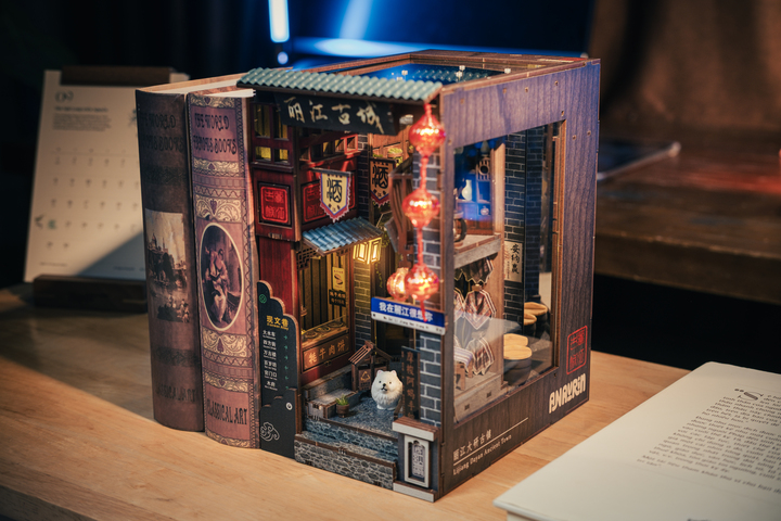 Why Collectors and Designers Love Anavrin